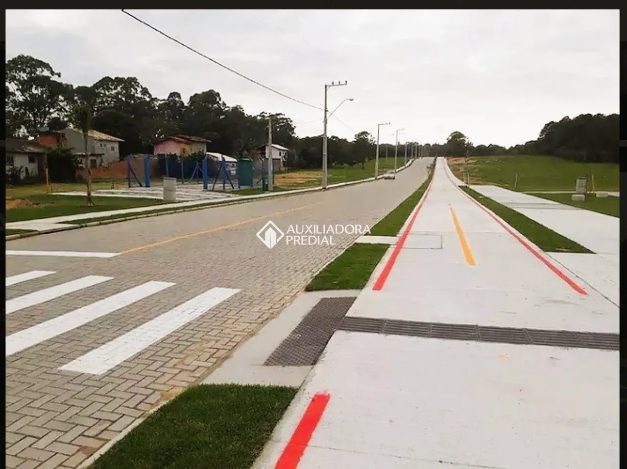 TERRENO COM ESCRITURA PÚBLICA - 428,16M² - SÃO JOÃO DO RIO VERMELHO - FLORIANÓPOLIS