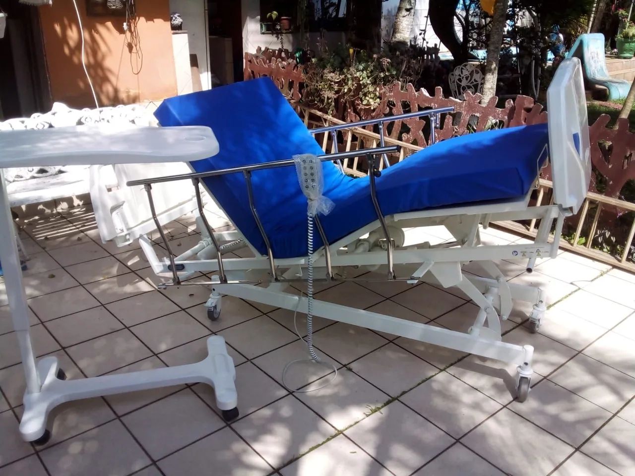 Cama hospitalar articulada elétrica 8 m. - Foto 3