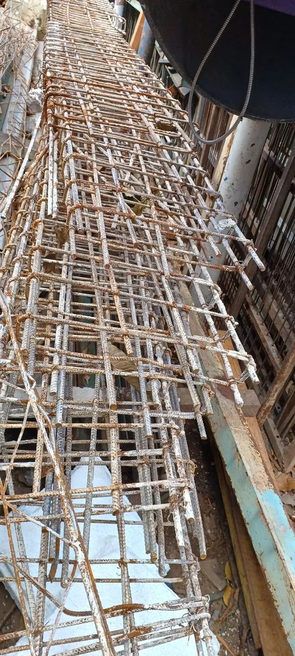 VIGAS LARGAS USADAS DE 8 FERROS 3/8 ESTRIVO 1/4 /// R$70,00 O METRO  - Foto 2