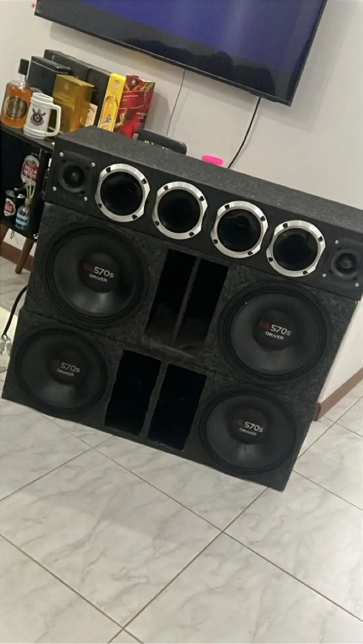 Vendo caixas som 12pol woofer apenas o box - Foto 2
