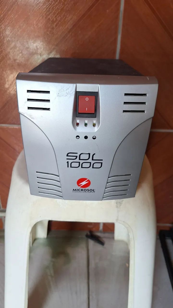 Estabilizador APC SOL 1000VA - Foto 2