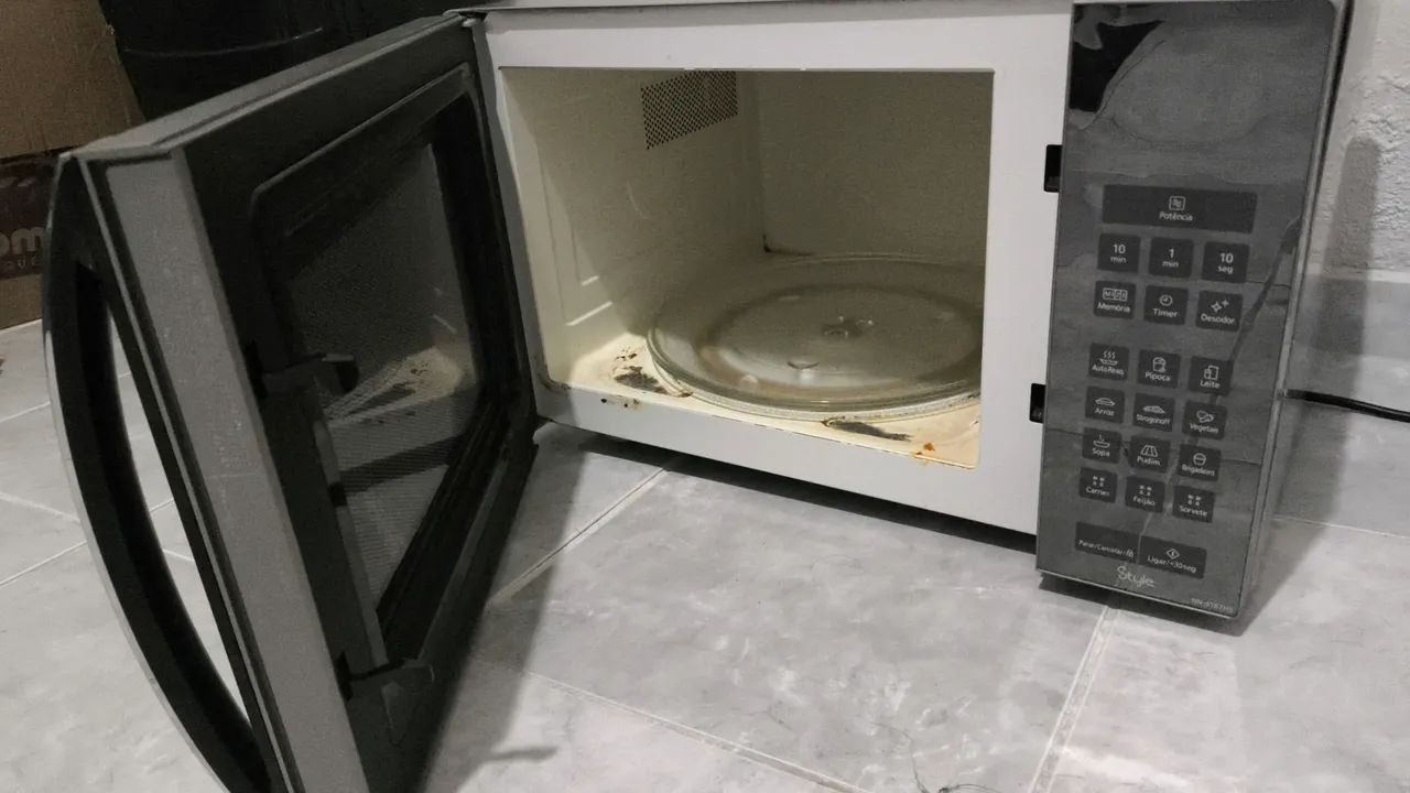 Vendo micro-ondas de 30 litros Panasonic  - Foto 4