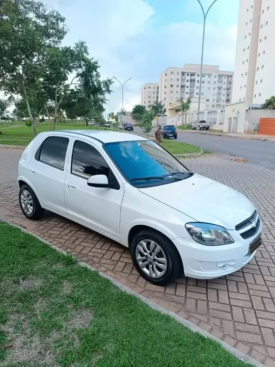 Celta 2013 completo!! com ar!! (Financio-Boleto até 60x)