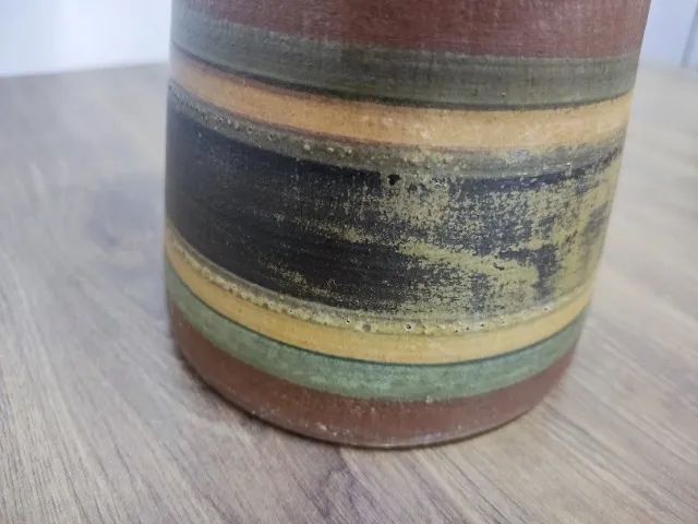 Vaso Rustico Em Cerâmica Em Formato De Jarro Com Listras  - Foto 5
