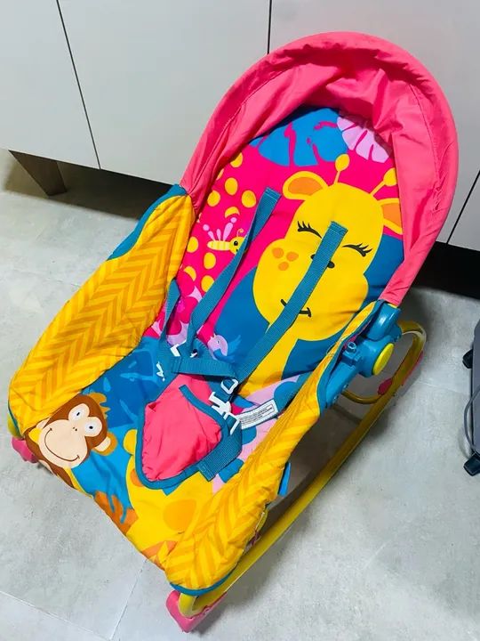 Poltrona balanço infantil girafa e macaco - Foto 3