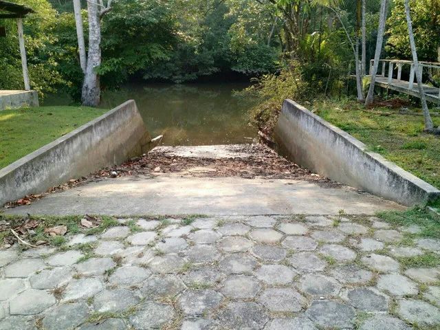 Marina em Mosqueiro com 8 mil m2 VENDO. CRECI 2665. - Foto 3