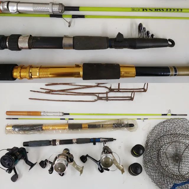 Varas de Pesca com Molinetes