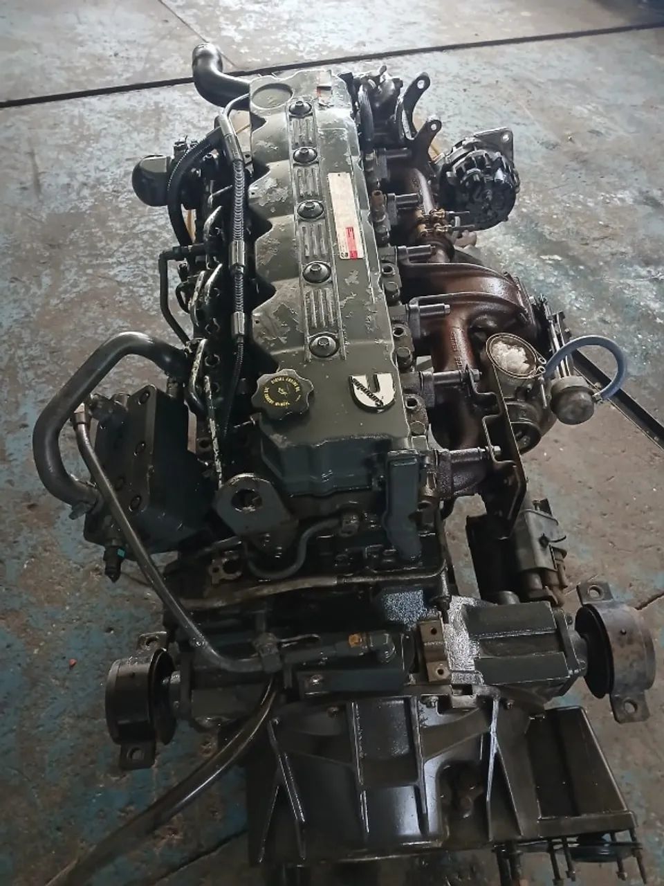 MOTOR CUMIS 6 CILINDROS FORD CARGO 2015 COM ARLA 2423/1724