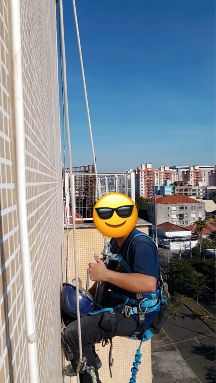 Equipamento de Proteção Individual - Segurança em Altura