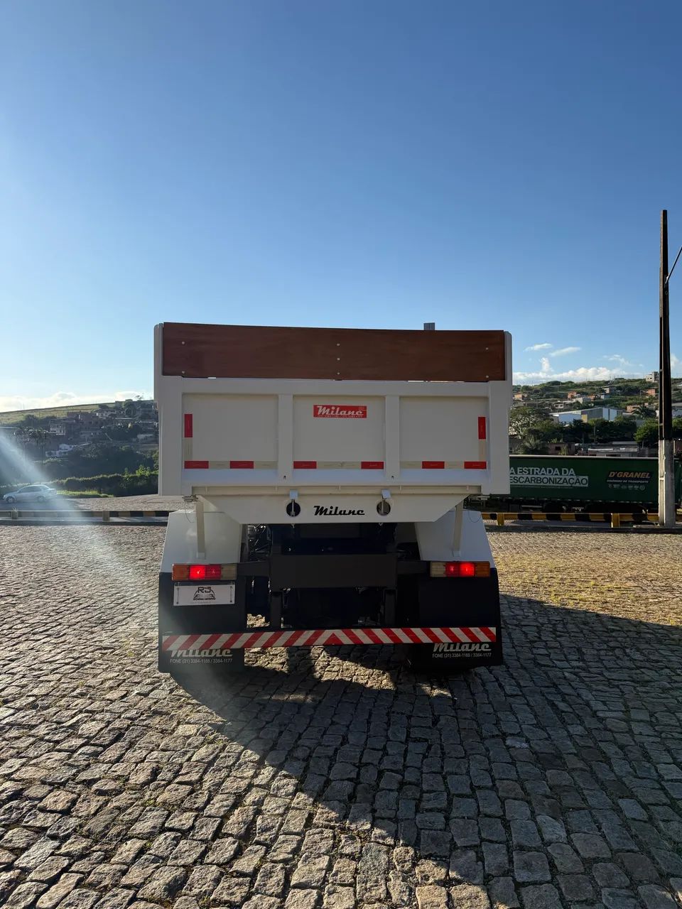 CAMINHÃO MB 1719 ATRON BASCULA ZERO  - Foto 4