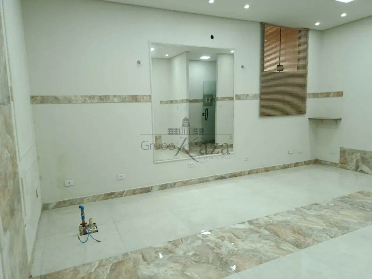 Oportunidade - Sala Comercial - Jardim Augusta - 30m².