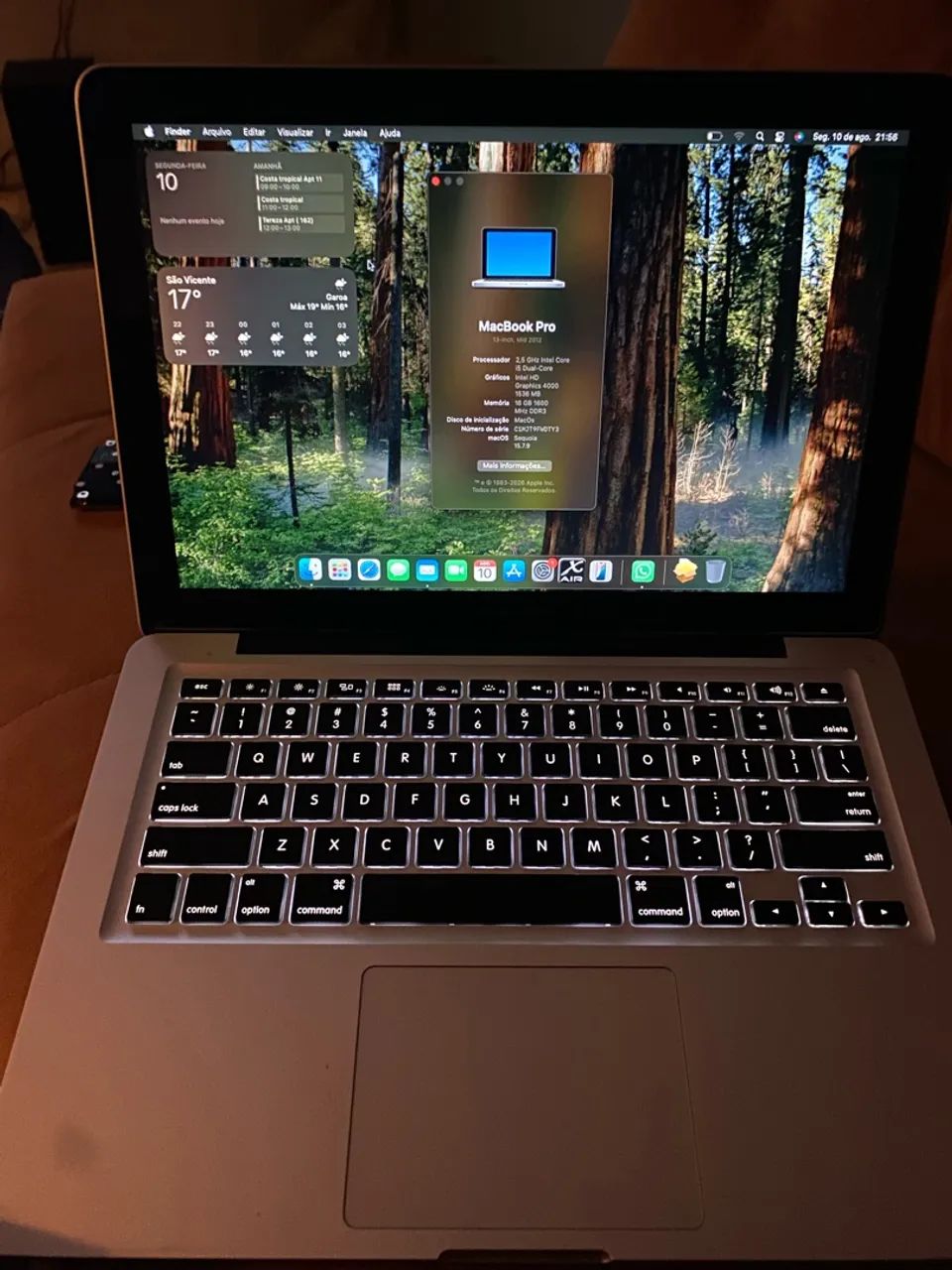 Mac book pro atualizado com macOS sequoia