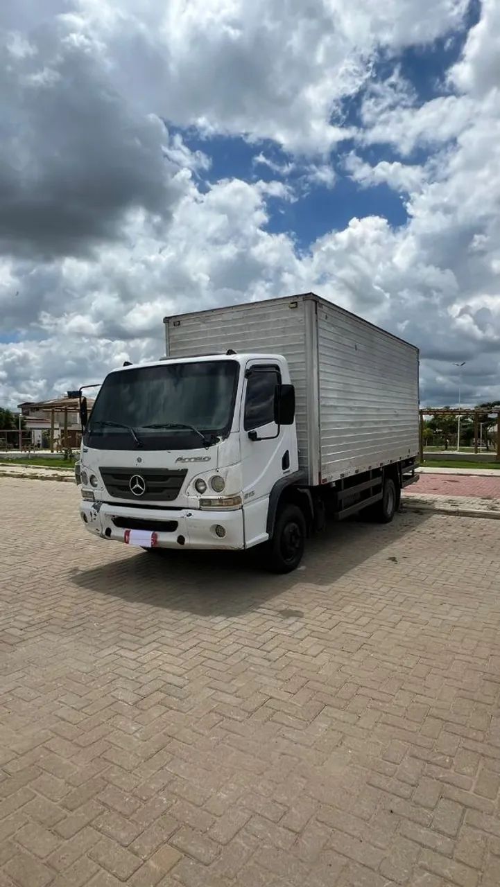 Mb Acello 815