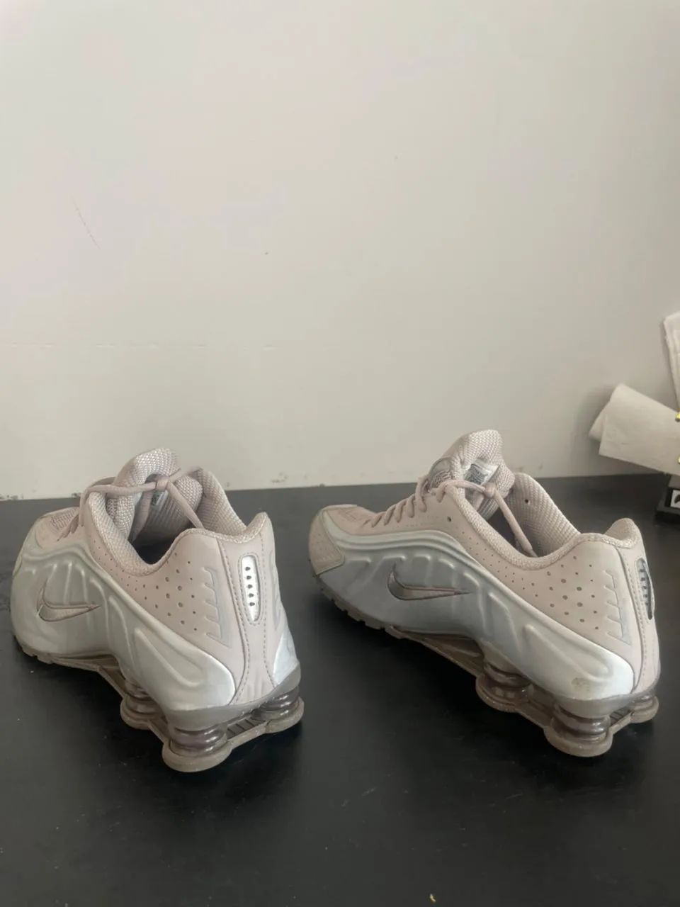 Nike shox cave stone n41 original EUA  - Foto 3