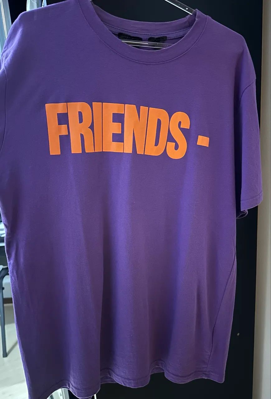 Camiseta Vlone pouco usada - Foto 2