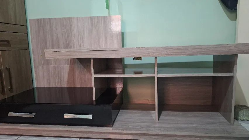 Rack com Painel para TV 1,83m - 2 Gavetas e Nichos