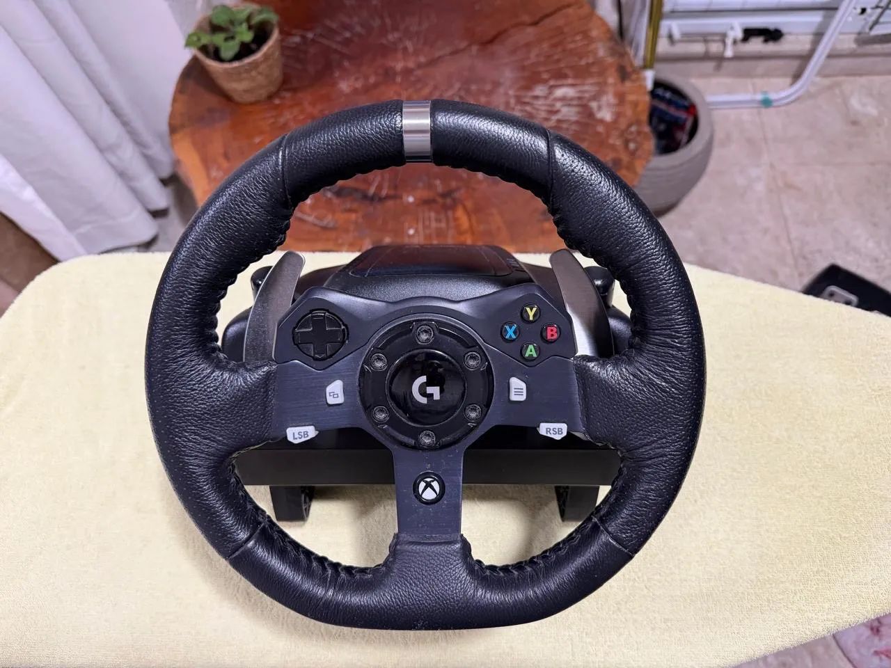 Volante Logitech G920 Driving Force Racing Wheel