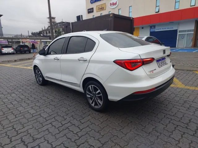 Fiat Cronos Precision 1.3 16V Flex Aut. 2024 - Foto 4