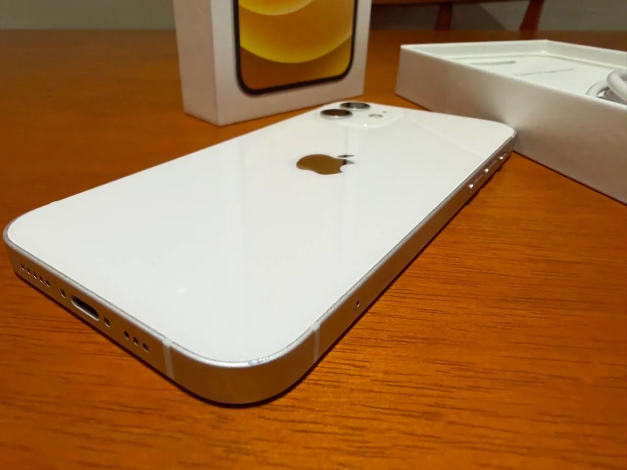 iPhone 12 64g Branco - Celulares e Smartphones - Socorro, São