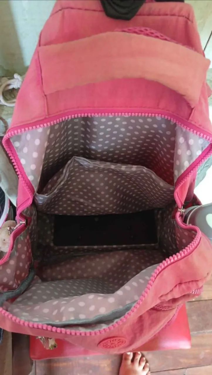 Bolsa de rodinha rosa, aceito por 105 R$ - Foto 3