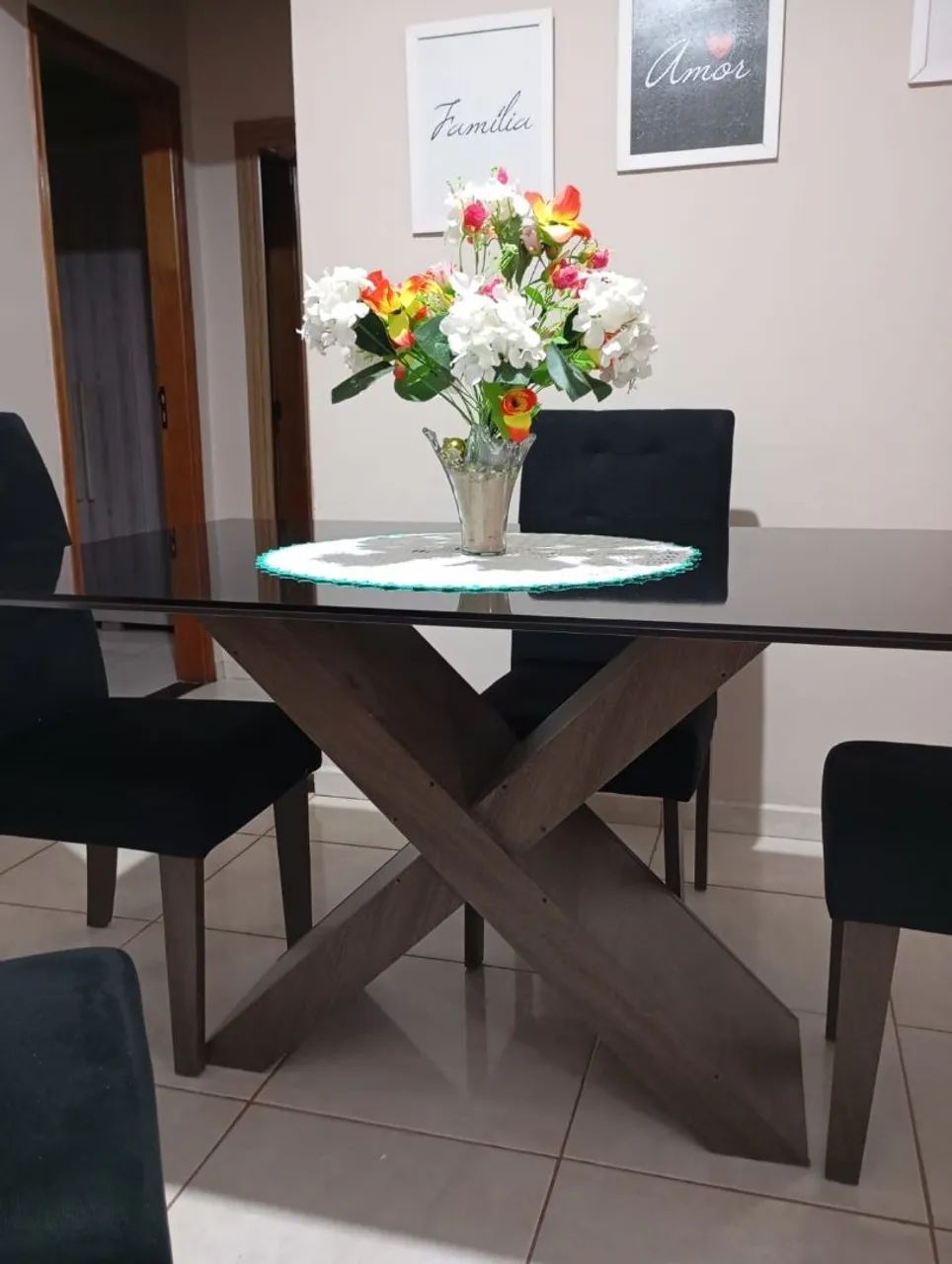 Conjunto de mesa com 4 cadeiras - Foto 4