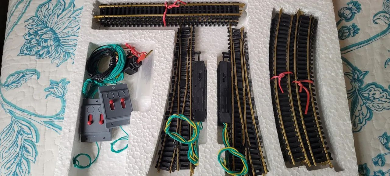 ◉HOBBYTRAIN◉H2845◉PreuBischeELokEG531◉ Hobbytrain H25220: Railjet multiple unit with control car ÖBB Ep