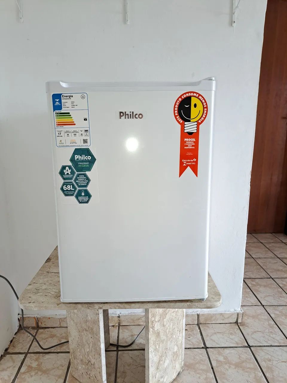 Frigobar 68 itros philco novíssimo  - Foto 4