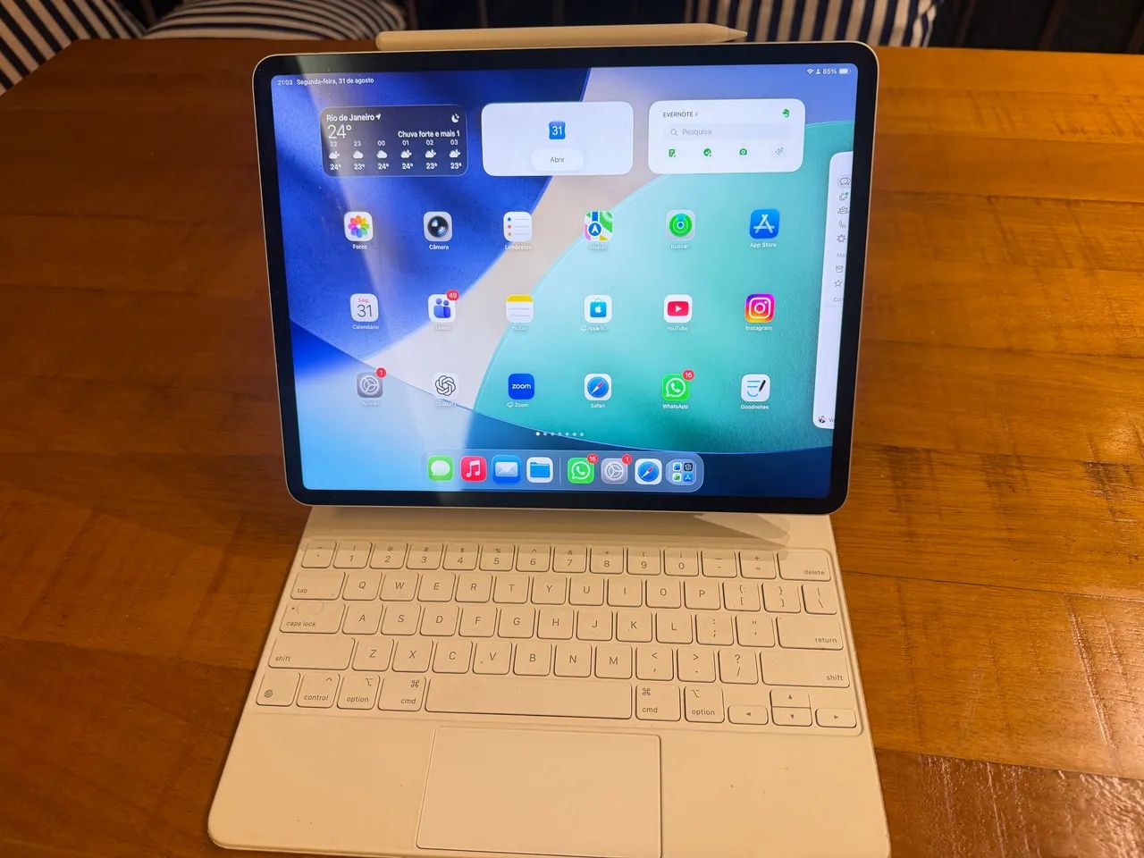 iPad Pro 12,9 ( 6 geração) - Foto 4