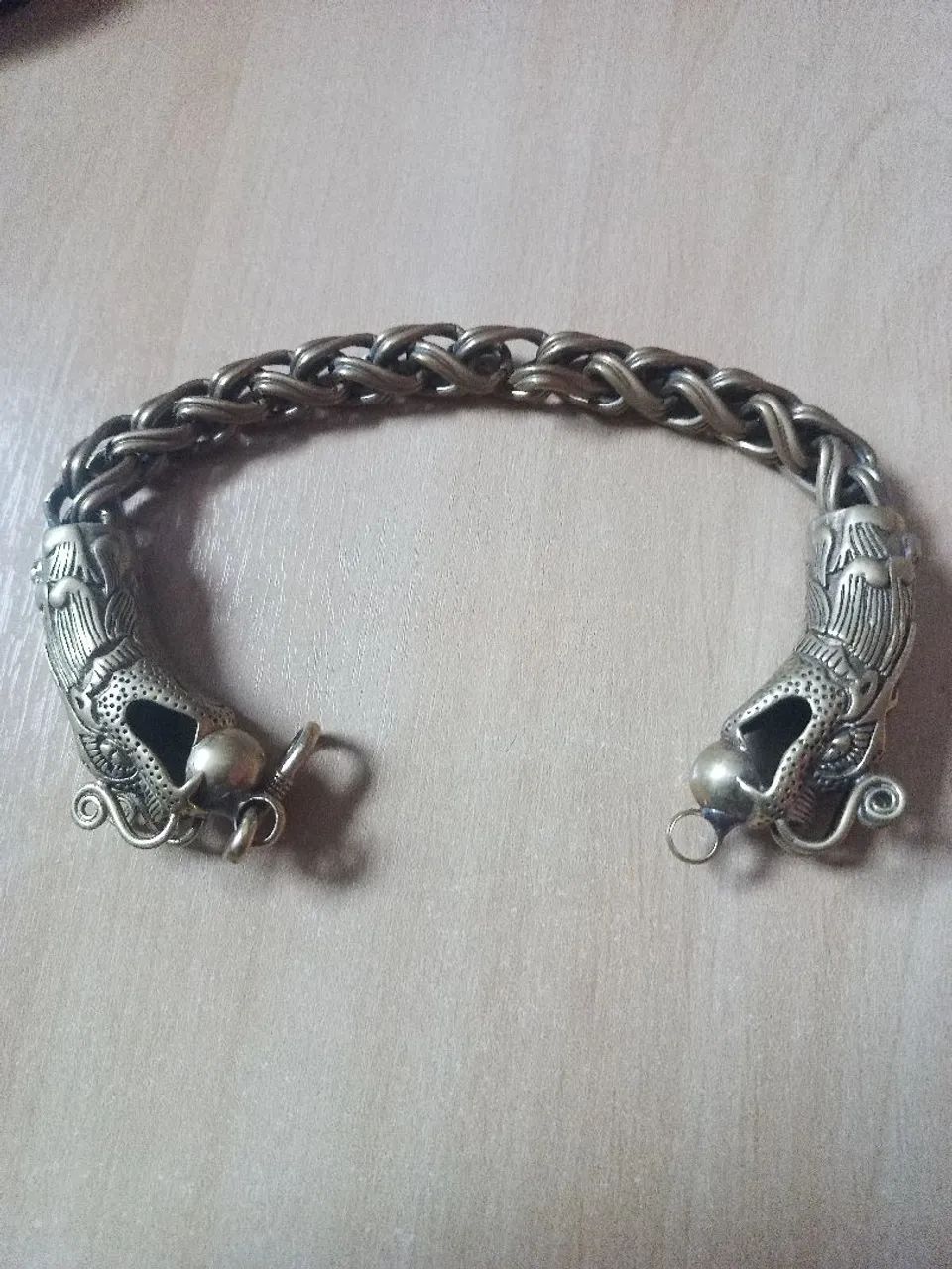 PULSEIRA ARTESANAL (Prata  950 - 95%) CABEÇAS DE DRAGÃO PROTEÇÃO E PROSPERIDADE  96g 25cm