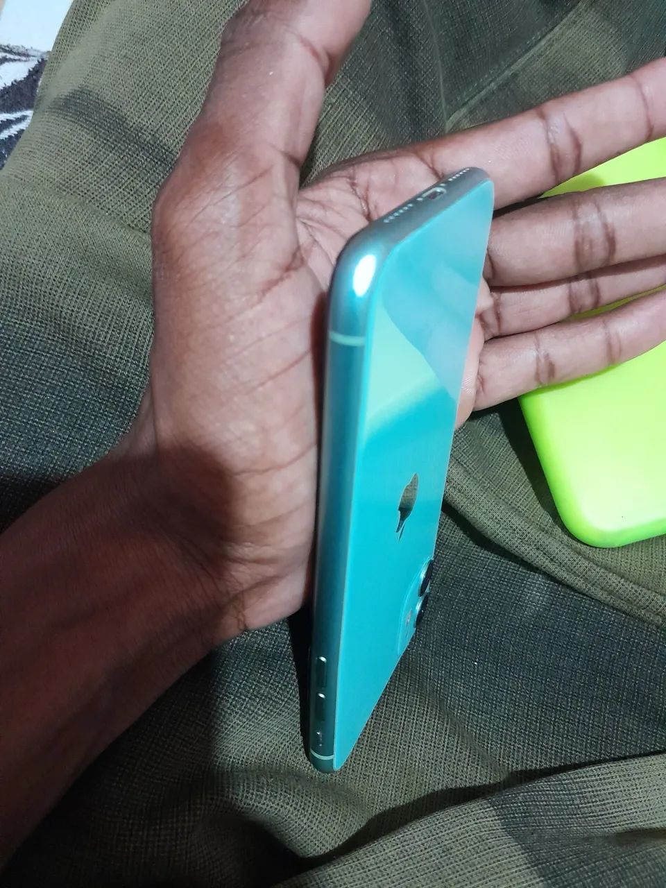 IPhone 11 - Celulares e Smartphones - Jardim Cruzeiro, Feira de