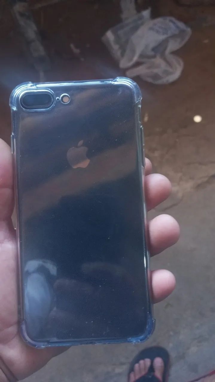 iPhone 8