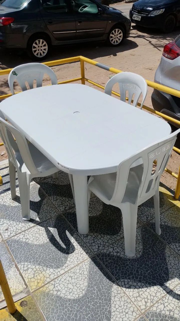 Mesa com 4 cadeiras  - Foto 2