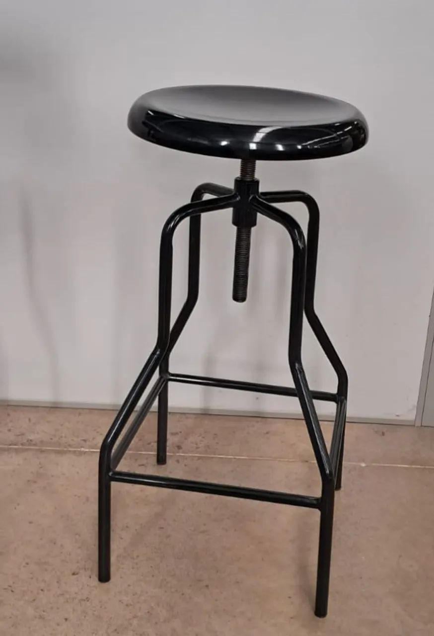 Banqueta Diesel em Metal - Foto 2