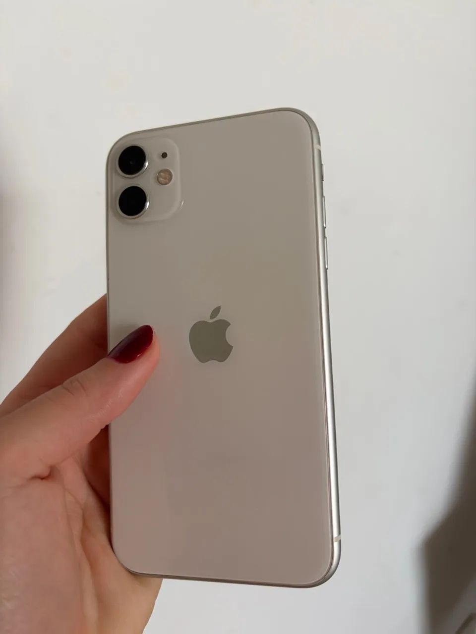 IPHONE 11- Branco, 64 GB 