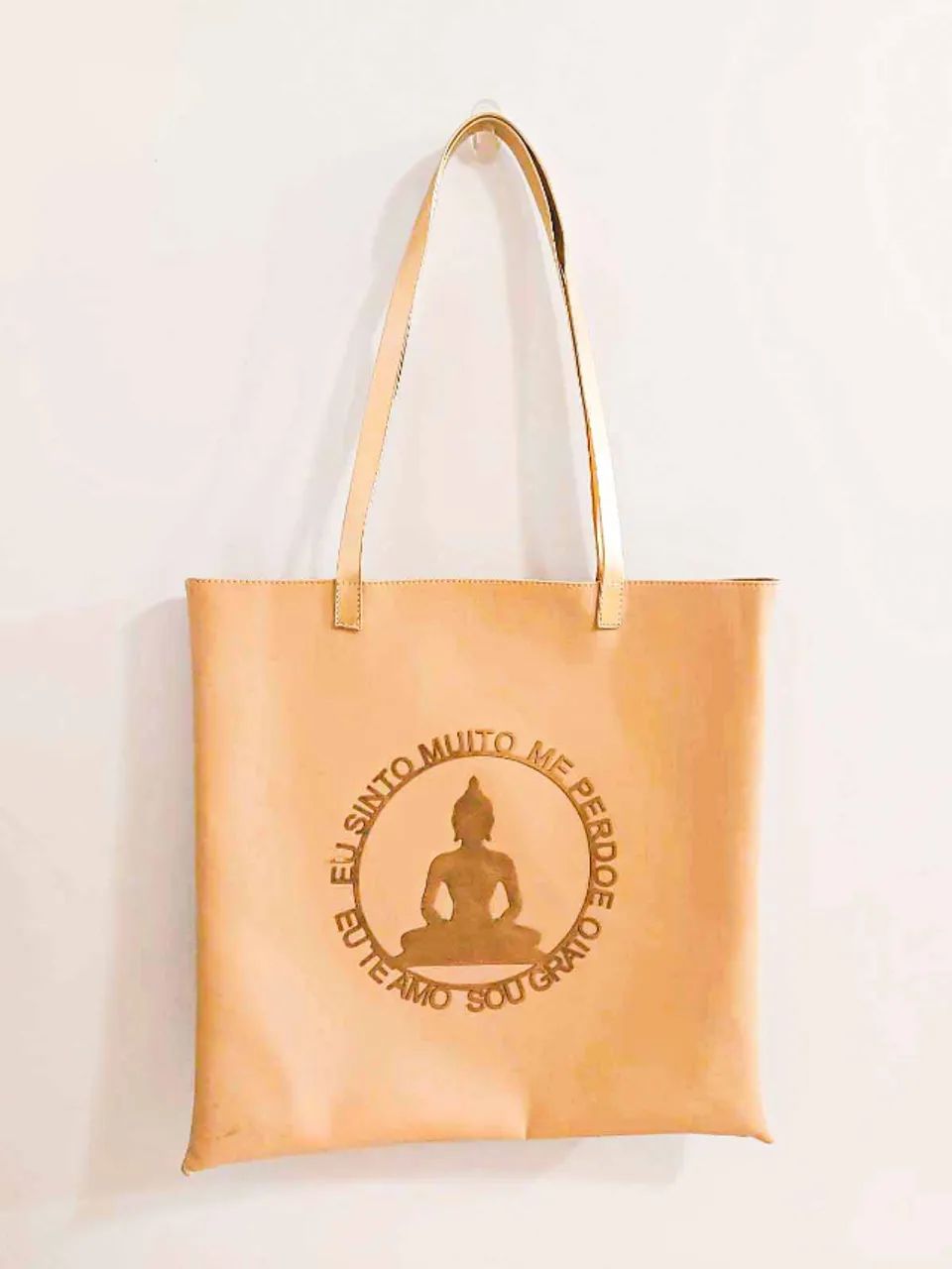 Bolsa de Ombro Bege e Dourada  - Foto 2
