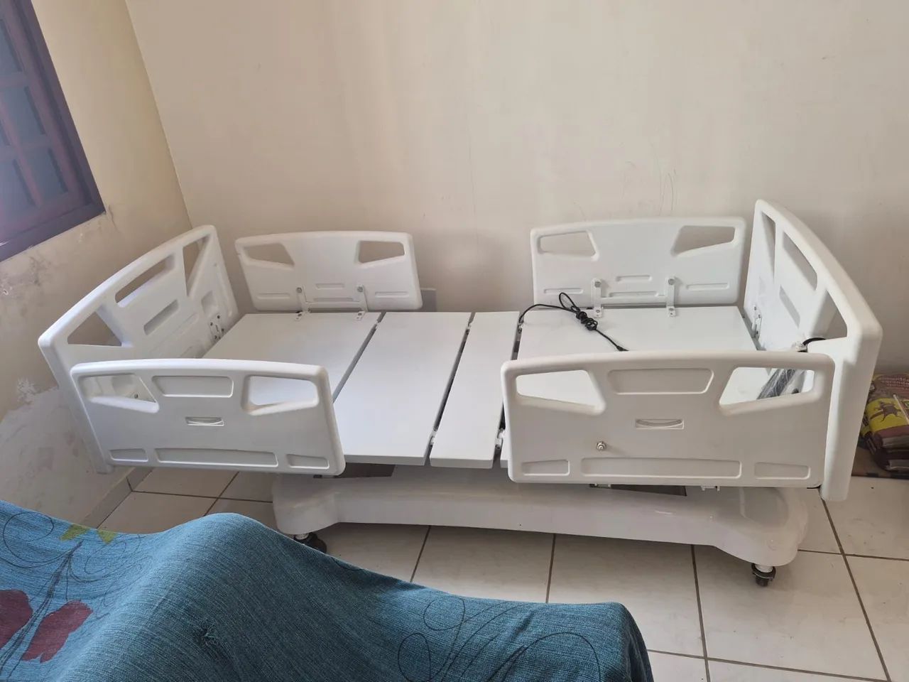 CAMA HOSPITALAR MOTORIZADA - Foto 2
