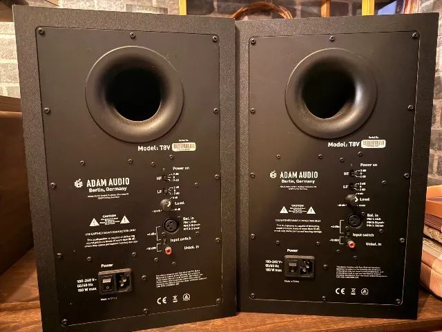 Monitor de referencia Adam Audio T8V - Foto 2