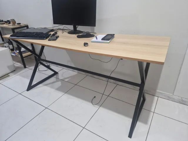Mesa de Escritorio - Foto 2