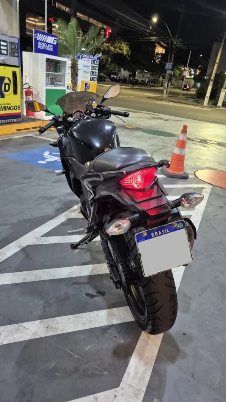 HONDA CBR 250 R 2012  - Foto 3