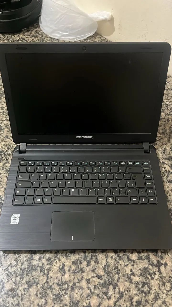 Vende-se notebook bem conservado 