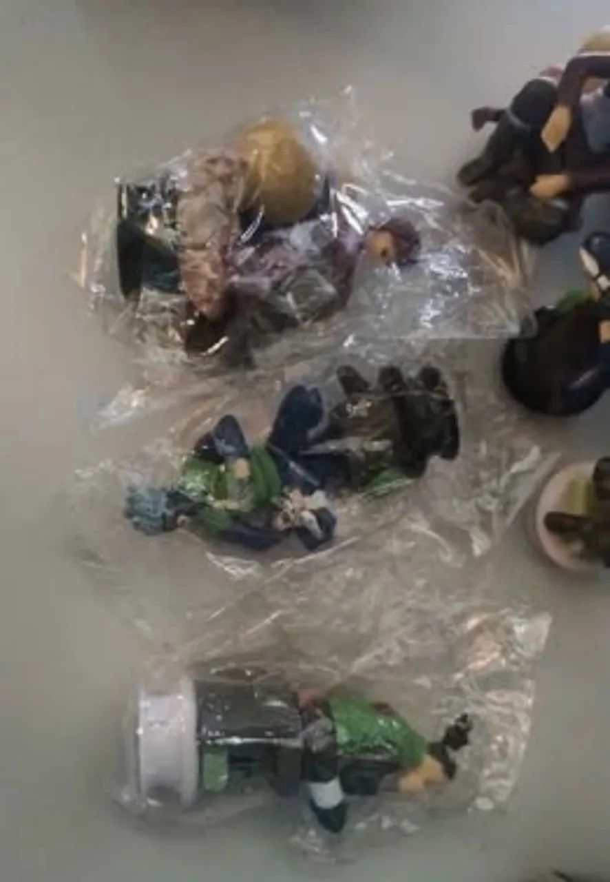 Bonecos colecionáveis miniatura Naruto