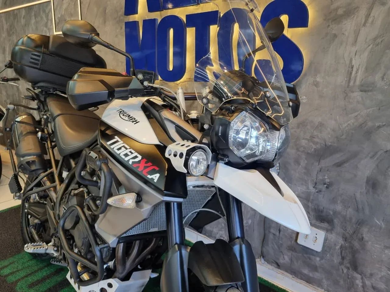 TRIUMPH TIGER 800 XCA BRANCO 2016 - Foto 5