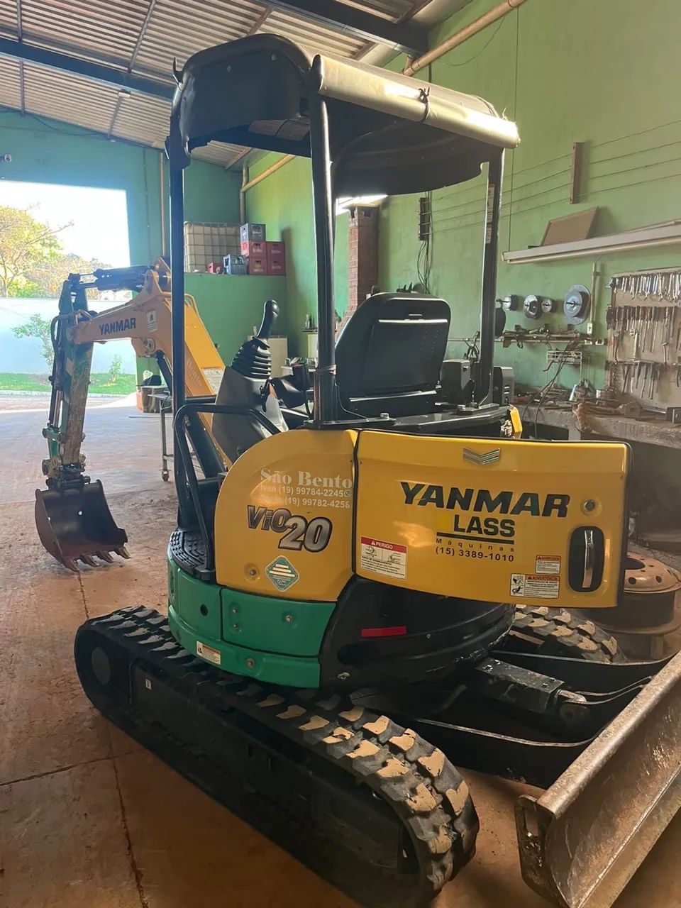Mini escavadeira YANMAR - Vio 20  - Foto 3