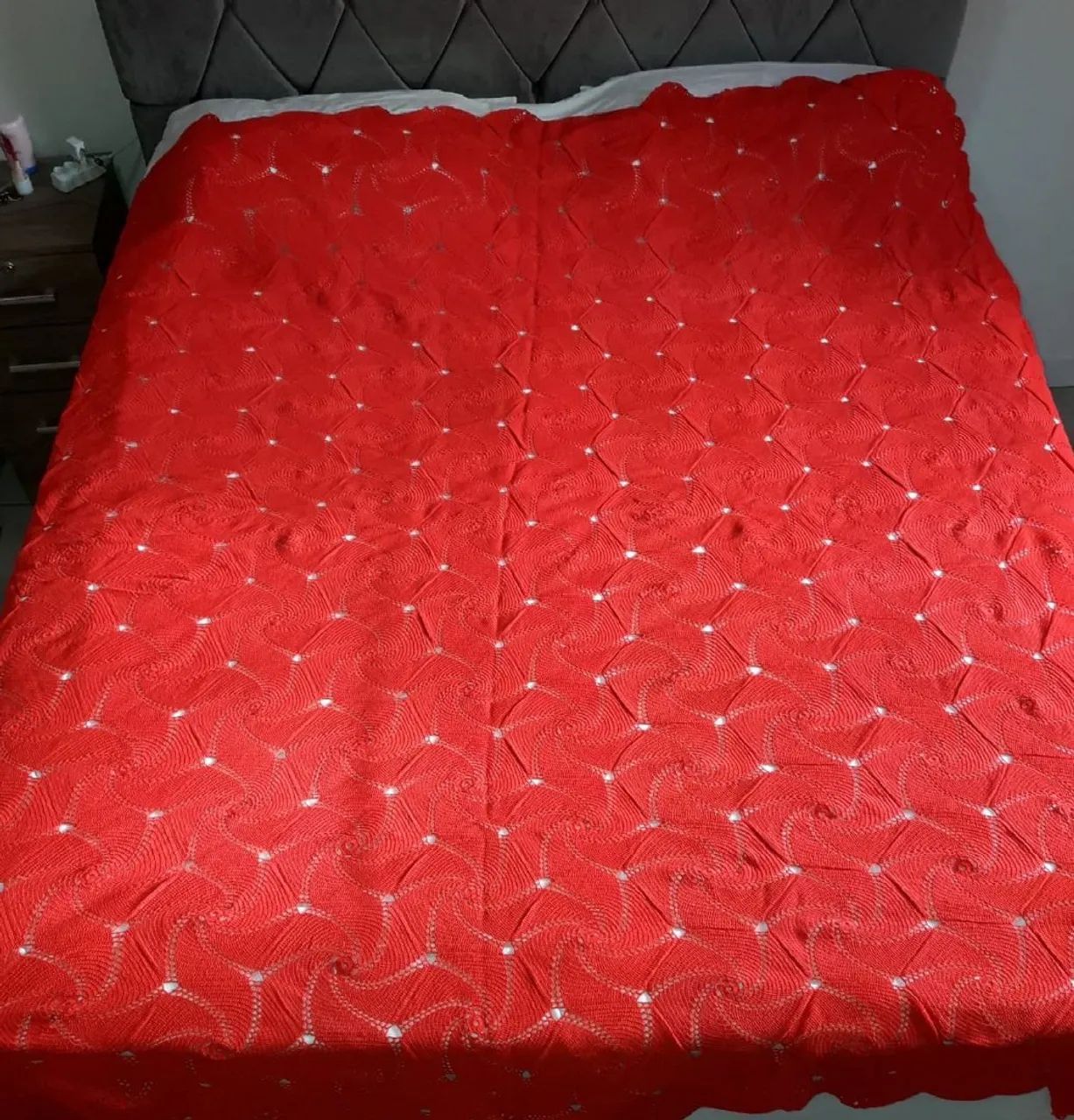 Colcha / Cobre-leito Vermelho Bordado