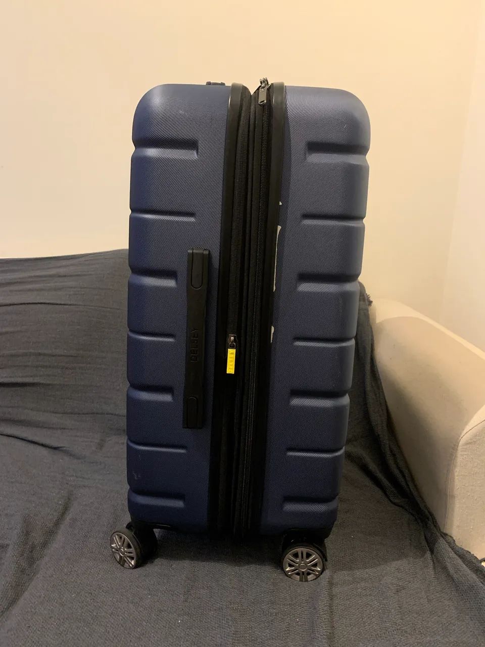 Mala de viagem importada Delsey Paris 23kg - Foto 2