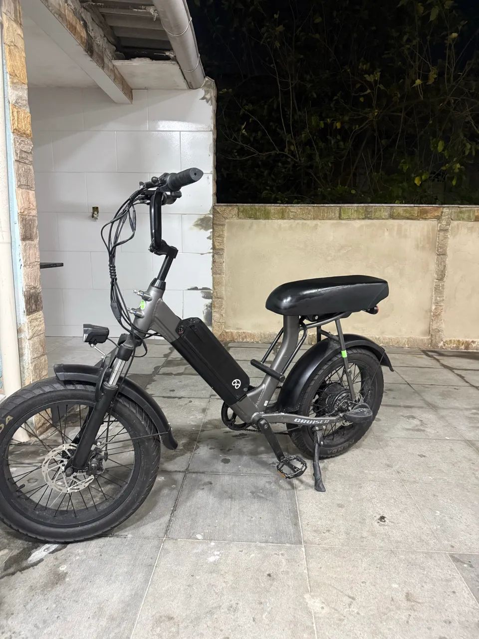 Bicicleta elétrica lev cruiser 