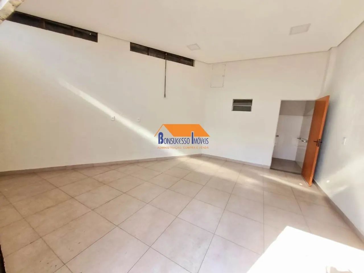 Loja de 0 quartos no bairro Planalto - Foto 3
