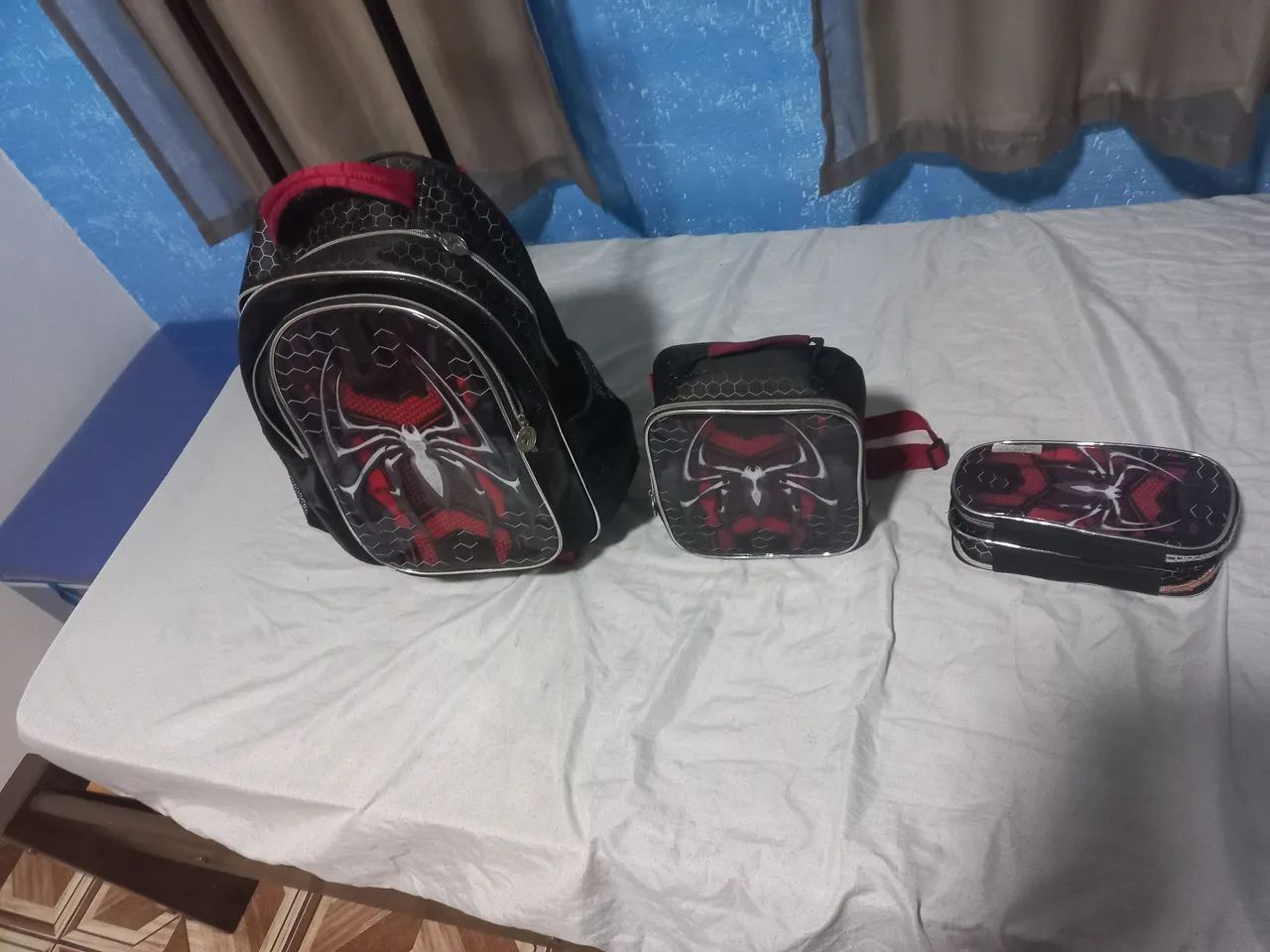 Mochila escolar 3 peças  - Foto 2