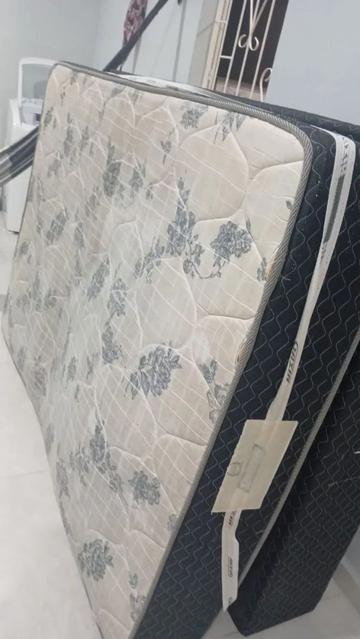CAMA BOX CASAL MOLAS COLCHÃO+BASE GAZIN USADA
