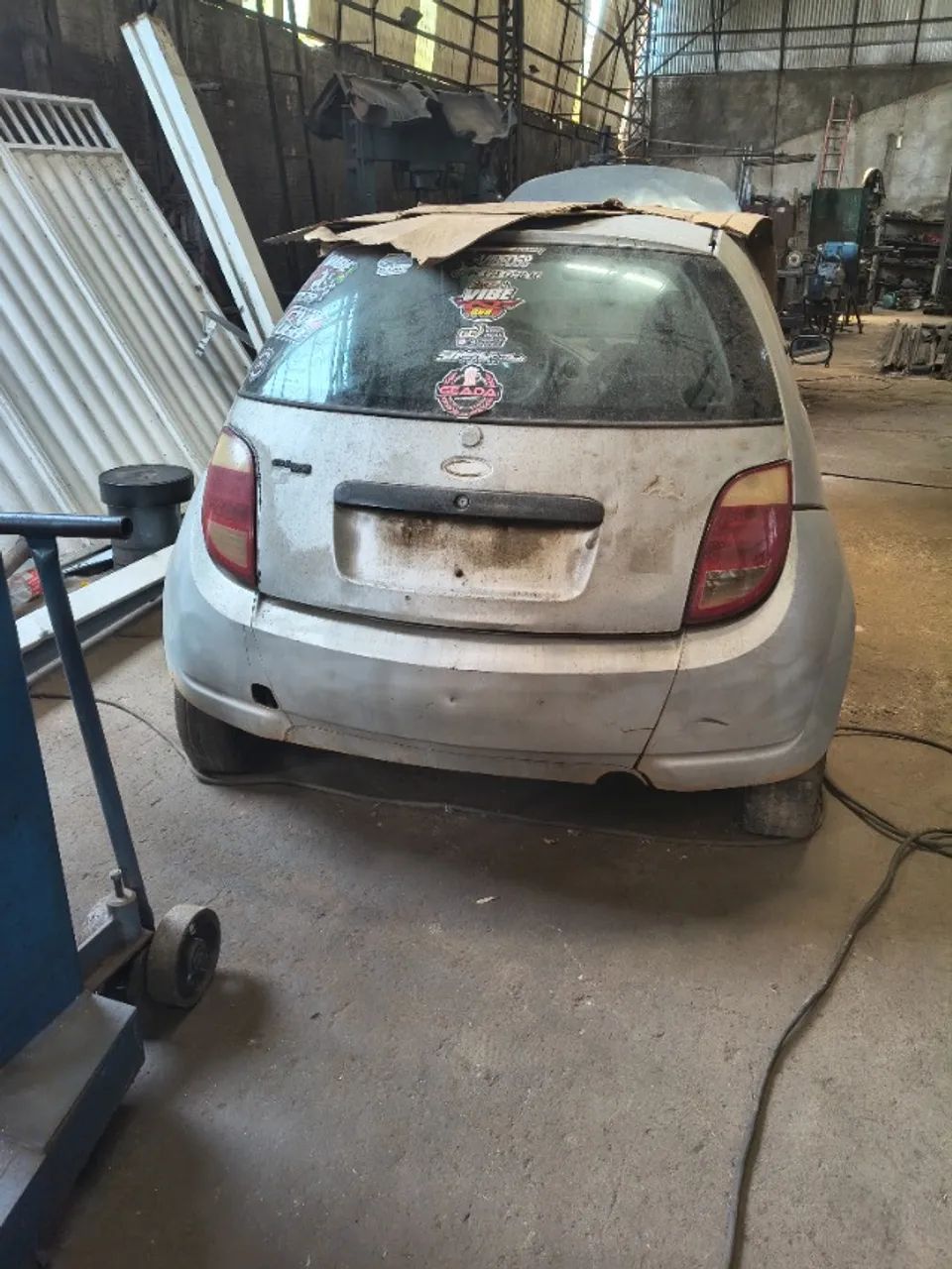 Ford KA 1.0i 3P 2004 - Foto 3